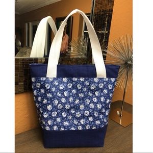 Versátil White Roses Tote Bag !!!